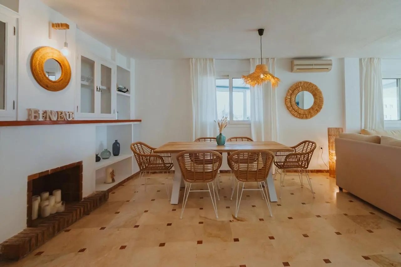 Apartamento Con Gran Terraza Junto A La Playa Torremolinos 0*,  Espanha